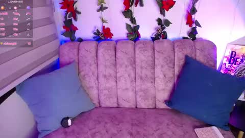 Snapshot of chaarlotte_1 chatting on January 20, 8:07 pm charlotte online show from January 20, 8:07 pm