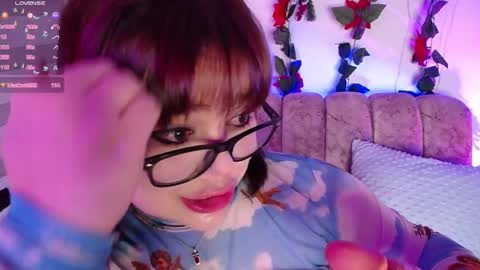 Snapshot of chaarlotte_1 chatting on February 3, 8:35 pm charlotte online show from February 3, 8:35 pm