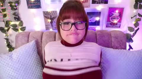 Snapshot of chaarlotte_1 chatting on March 9, 7:05 pm charlotte online show from March 9, 7:05 pm