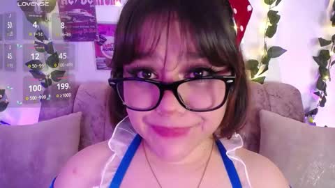 Snapshot of chaarlotte_1 chatting on November 14, 6:39 pm charlotte online show from November 14, 6:39 pm