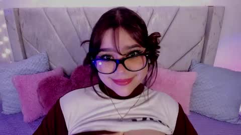 Snapshot of chaarlotte_1 chatting on May 10, 1:27 pm charlotte online show from May 10, 1:27 pm
