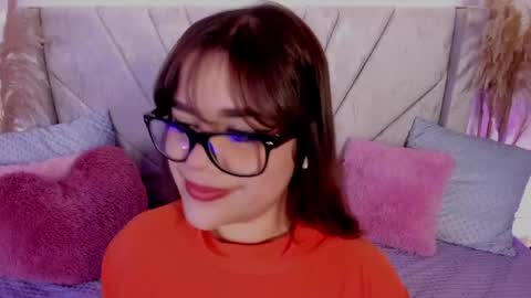 Snapshot of chaarlotte_1 chatting on May 15, 5:09 pm charlotte online show from May 15, 5:09 pm