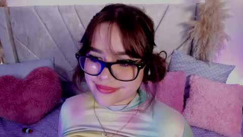 Snapshot of chaarlotte_1 chatting on June 6, 12:32 pm charlotte online show from June 6, 12:32 pm