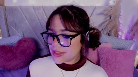 Snapshot of chaarlotte_1 chatting on July 12, 11:23 am charlotte online show from July 12, 11:23 am