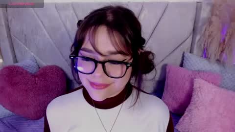 Snapshot of chaarlotte_1 chatting on July 23, 5:33 pm charlotte online show from July 23, 5:33 pm