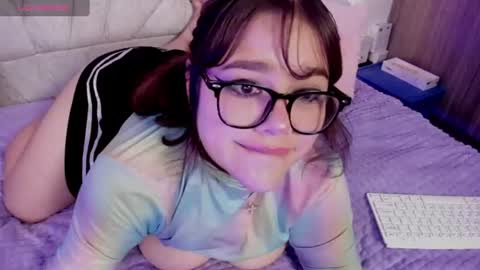 Snapshot of chaarlotte_1 chatting on July 28, 8:52 pm charlotte online show from July 28, 8:52 pm