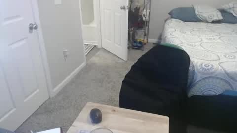 Chuck online show from April 3, 7:28 am