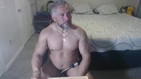 Snapshot of chacho1968 chatting on April 14, 9:59 am Chuck online show from April 14, 9:59 am
