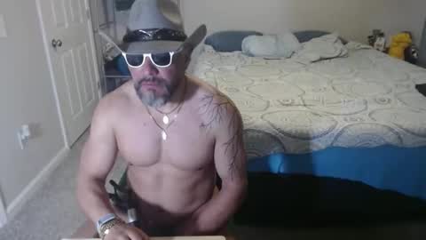 Snapshot of chacho1968 chatting on April 27, 9:29 am Chuck online show from April 27, 9:29 am