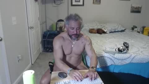 Snapshot of chacho1968 chatting on April 29, 1:10 am Chuck online show from April 29, 1:10 am