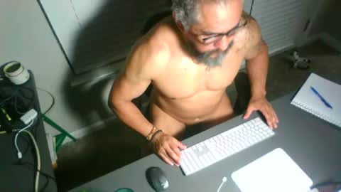 Snapshot of chacho1968 chatting on July 26, 5:48 am Chuck online show from July 26, 5:48 am