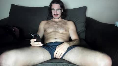Snapshot of chadpowerz chatting on May 9, 5:01 am Lydong online show from May 9, 5:01 am