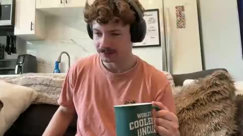 Snapshot of chadtitan chatting on May 4, 4:25 pm ChadTitan online show from May 4, 4:25 pm