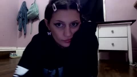 chaia online show from April 23, 4:53 pm