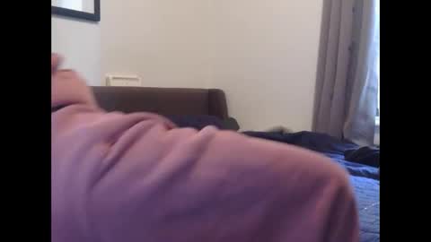 Snapshot of chainnballz chatting on December 18, 2:45 pm ChainNballzz online show from December 18, 2:45 pm