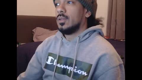 Snapshot of chainnballz chatting on January 13, 1:11 am ChainNballzz online show from January 13, 1:11 am