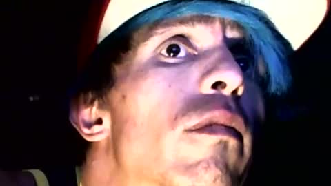 Snapshot of chakalito_azul chatting on April 9, 10:31 am Amhed Velasco online show from April 9, 10:31 am