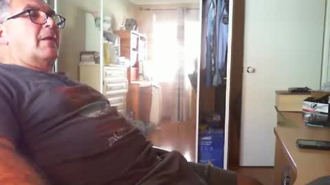 Chalky online show from March 6, 6:32 am