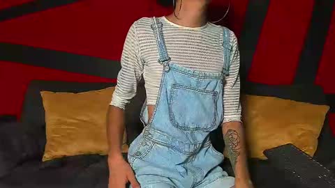 chaminelan online show from December 23, 6:27 pm