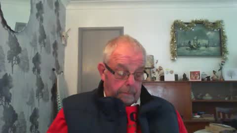 Snapshot of champers37 chatting on December 13, 10:30 am Champers online show from December 13, 10:30 am