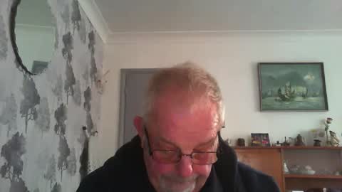 Snapshot of champers37 chatting on January 27, 9:44 am Champers online show from January 27, 9:44 am