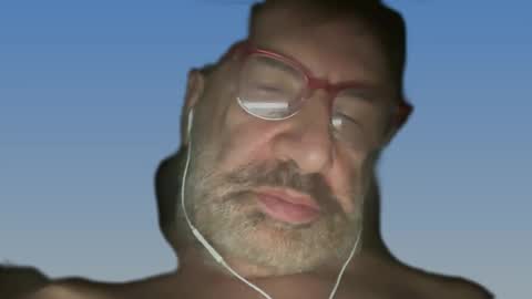 Snapshot of champsex305610 chatting on February 8, 6:33 pm champsex305610 online show from February 8, 6:33 pm