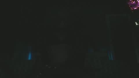 Snapshot of chaneel_ chatting on April 15, 2:51 am Chanel M. online show from April 15, 2:51 am