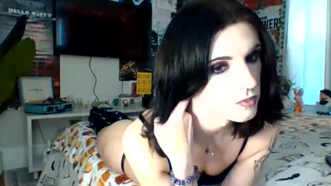 chanel2002 online show from October 29, 2:52 pm