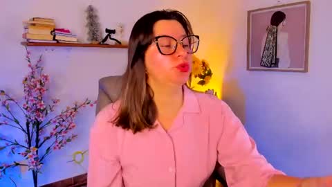 Snapshot of chanell_taylor_ chatting on June 10, 12:37 pm chanell online show from June 10, 12:37 pm