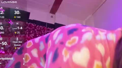 Snapshot of chanelle_ed chatting on September 13, 6:08 pm chanelle_ed online show from September 13, 6:08 pm