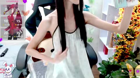 changchang_ online show from May 5, 1:46 am