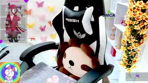 Snapshot of changchang_ chatting on July 24, 1:25 am changchang_ online show from July 24, 1:25 am