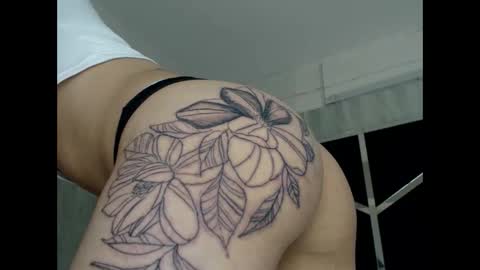 chaniesmith69x online show from October 29, 4:48 am