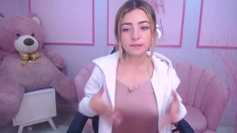 channel_blonde_a online show from December 5, 2:09 am