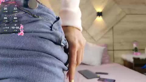 Snapshot of channelcrawford chatting on November 29, 4:26 am ChannelCrawford online show from November 29, 4:26 am