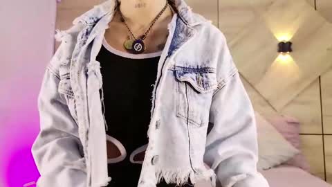 Snapshot of channelcrawford chatting on February 22, 12:26 pm ChannelCrawford online show from February 22, 12:26 pm