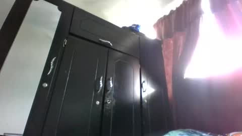 Snapshot of chantal99 chatting on May 18, 6:47 pm chantal99 online show from May 18, 6:47 pm