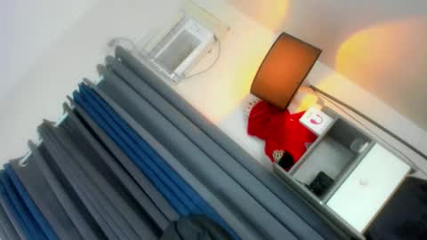 chantal_fuck online show from September 30, 7:35 am