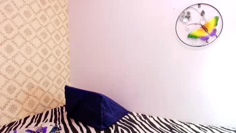 Snapshot of chantal_taylor_ chatting on September 20, 12:06 pm Raquel online show from September 20, 12:06 pm