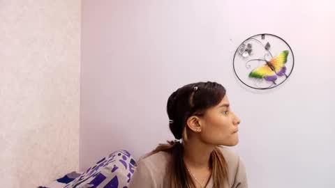 Snapshot of chantal_taylor_ chatting on September 22, 12:07 pm Raquel online show from September 22, 12:07 pm