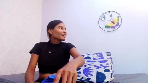 Snapshot of chantal_taylor_ chatting on October 6, 12:02 pm Raquel online show from October 6, 12:02 pm