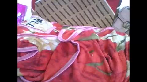 chantale483461 online show from May 13, 6:27 pm