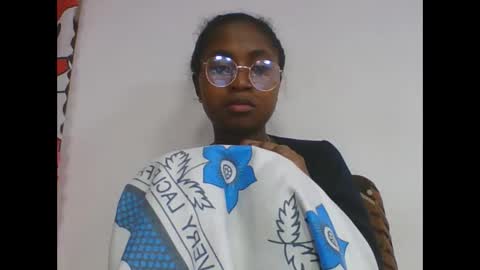 chantale483461 online show from May 16, 7:27 am