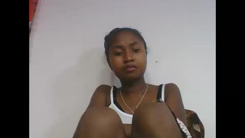 chantale483461 online show from May 29, 6:44 am