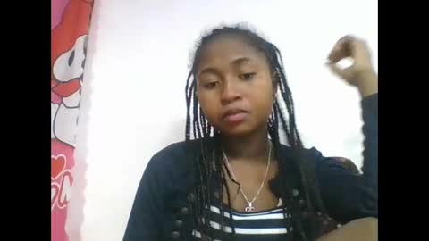 chantale483461 online show from June 2, 6:37 am