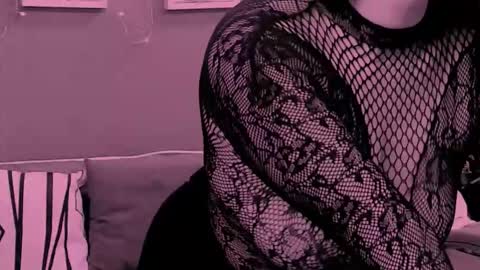 The Queen online show from February 17, 7:49 am