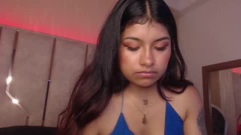  chantalpetit  online show from January 5, 6:11 pm