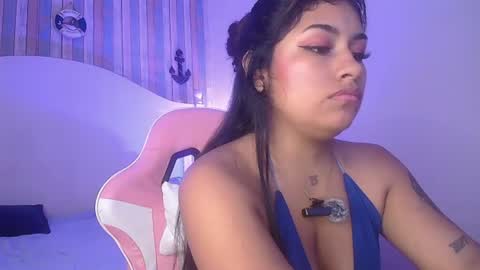 Snapshot of chantalpetit chatting on July 1, 5:34 pm chantalpetit online show from July 1, 5:34 pm