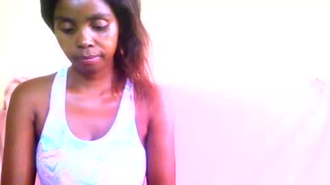 Snapshot of chante665 chatting on February 4, 11:05 am chante665 online show from February 4, 11:05 am