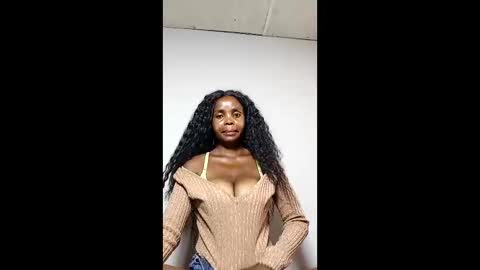 chante665 online show from February 4, 7:03 am